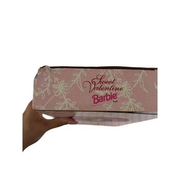 MATTEL Sweet Valentine 1995 Brunette Hallmark Doll NEW NIB - Picture 3 of 8